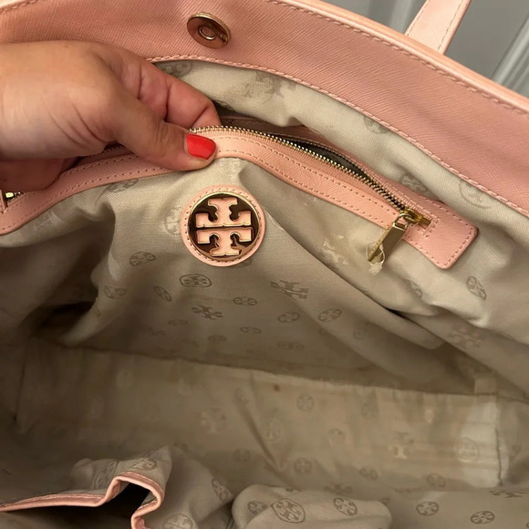 ! TORY BURCH Robinson Spectator EW SAFFIANO PINK  Leather Tote - Picture 6 of 8